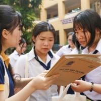 LỌC ẢO LẦN 1: ĐIỂM CHUẨN CÁC TRƯỜNG TOP ĐẦU GIẢM, TRƯỜNG TOP DƯỚI TĂNG
