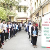 BẮT ĐẦU CUỘC ĐUA TUYỂN SINH ĐẠI HỌC