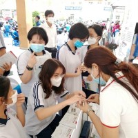 TUYỂN SINH ĐẠI HỌC: THỜ Ơ VỚI ĐIỂM THI TỐT NGHIỆP THPT
