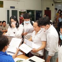 NHIỀU TRƯỜNG ĐẠI HỌC BỔ TỔ HỢP KHỐI C TRONG XÉT TUYỂN, HỌC SINH RỐI BỜI