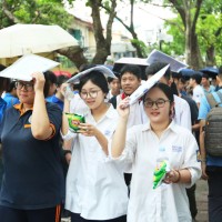 TUYỂN SINH ĐẠI HỌC 2025: KHI ẢO NHIỀU HƠN THẬT