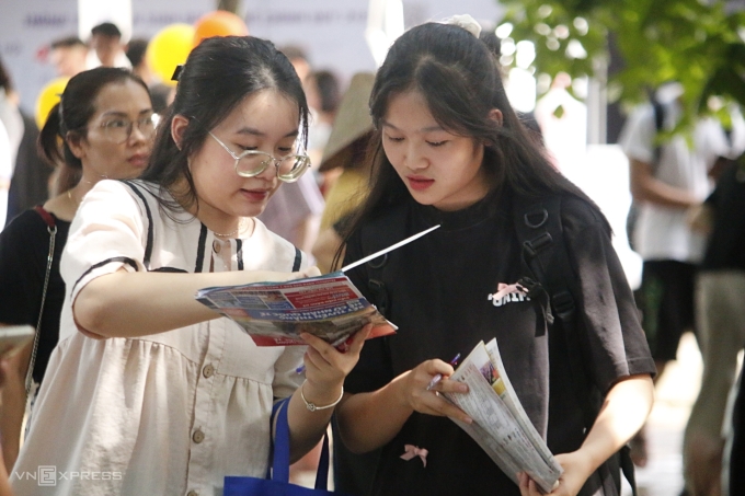 TRƯỜNG ĐẠI HỌC HƯỚNG DẪN "CHIẾN THUẬT" SẮP XẾP NGUYỆN VỌNG ĐỂ CHẮC SUẤT TRÚNG TUYỂN