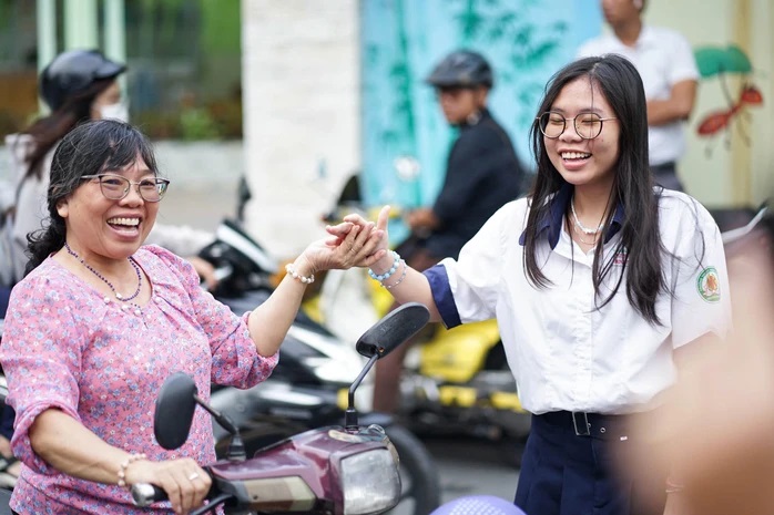 NỘP LỆ PHÍ XÉT TUYỂN CĐ-ĐH, THÍ SINH "BỎ TÚI" NGAY ĐIỀU NÀY ĐỂ TĂNG CƠ HỘI TRÚNG TUYỂN